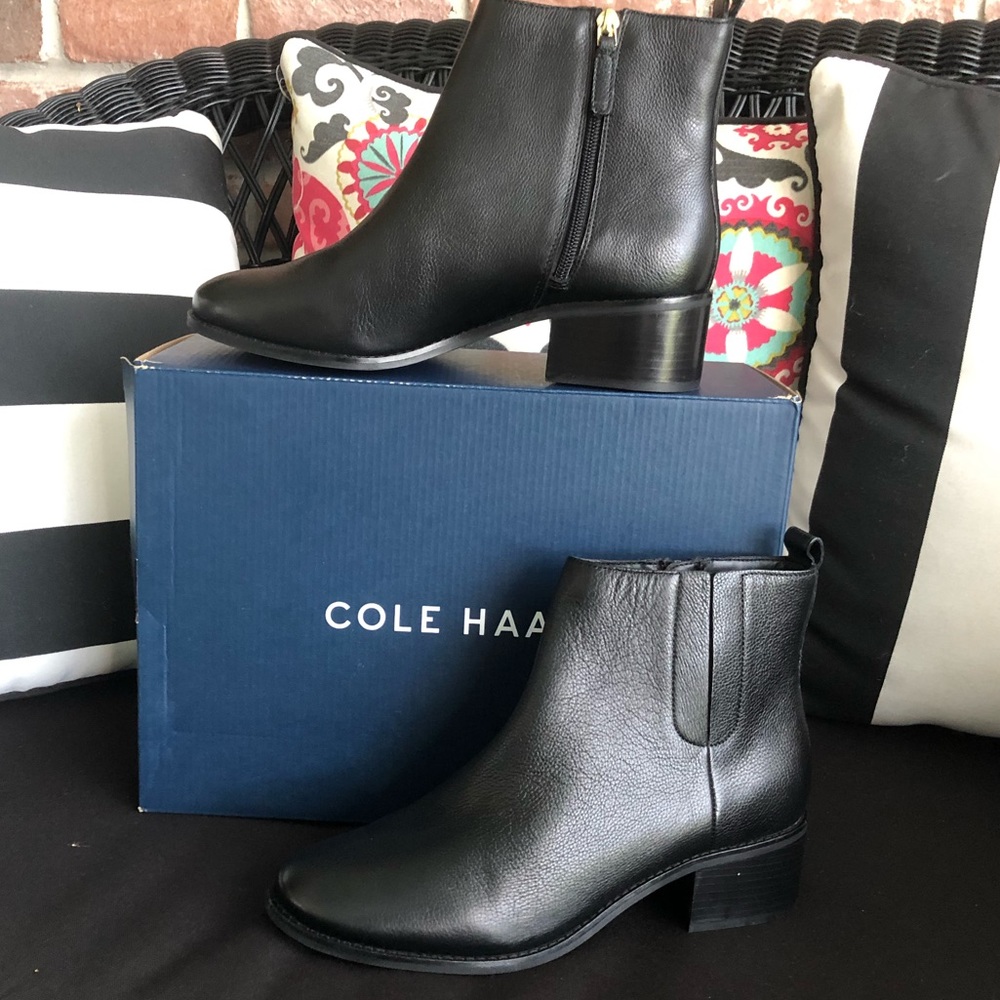 COLE HAAN Addie Bootie Black Leather Boots 45mm 9 NWT